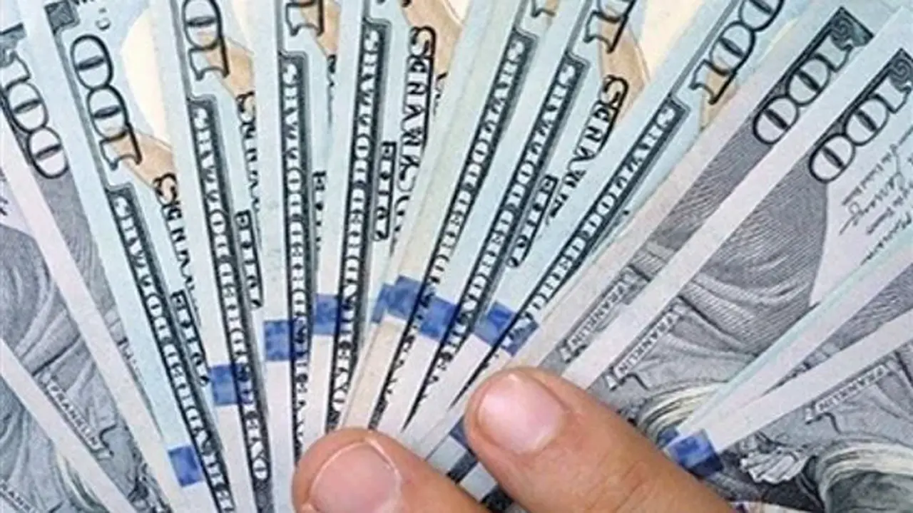 تراجع سعر الدولار أمام الجنيه في تعاملات الأربعاء بعد أنباء هدنة الحرب